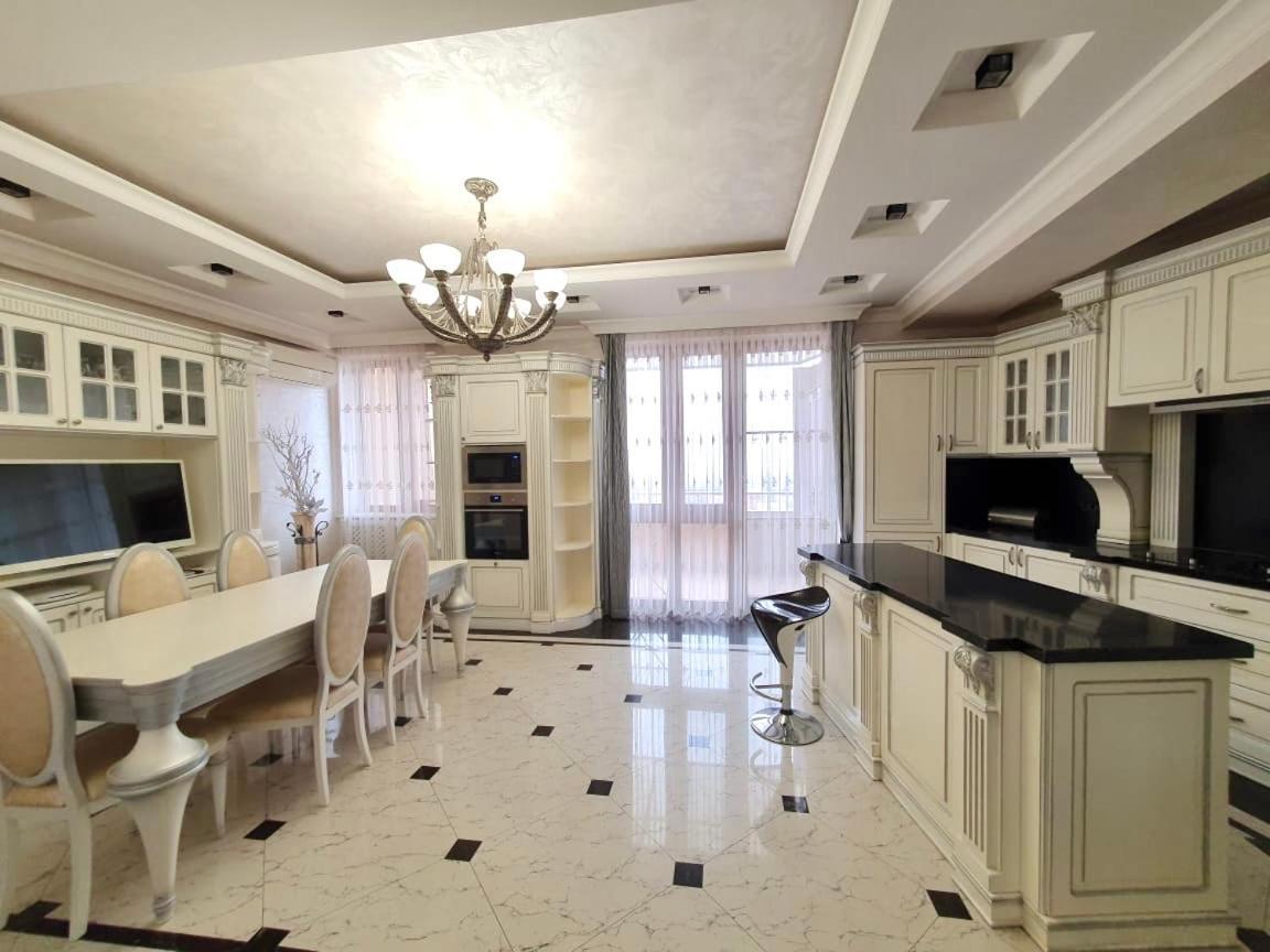 Роскошная Двухуровневая Квартира Luxurious Duplex Apartment Yerevan Exterior photo